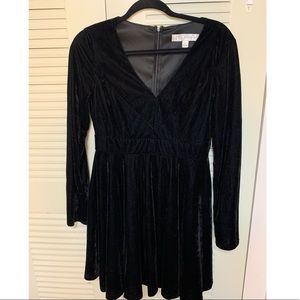 Long sleeve velvet dress